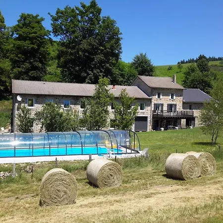 Le Moulinage Des Ruches Hébergement de vacances *